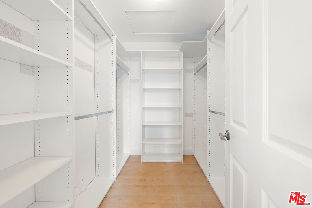 1663 Michael Ln