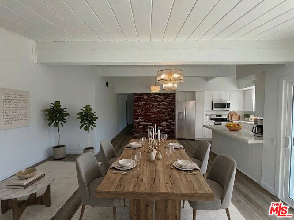 1271 El Hito Cir