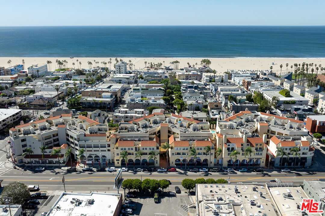 245 Main St Unit: 210