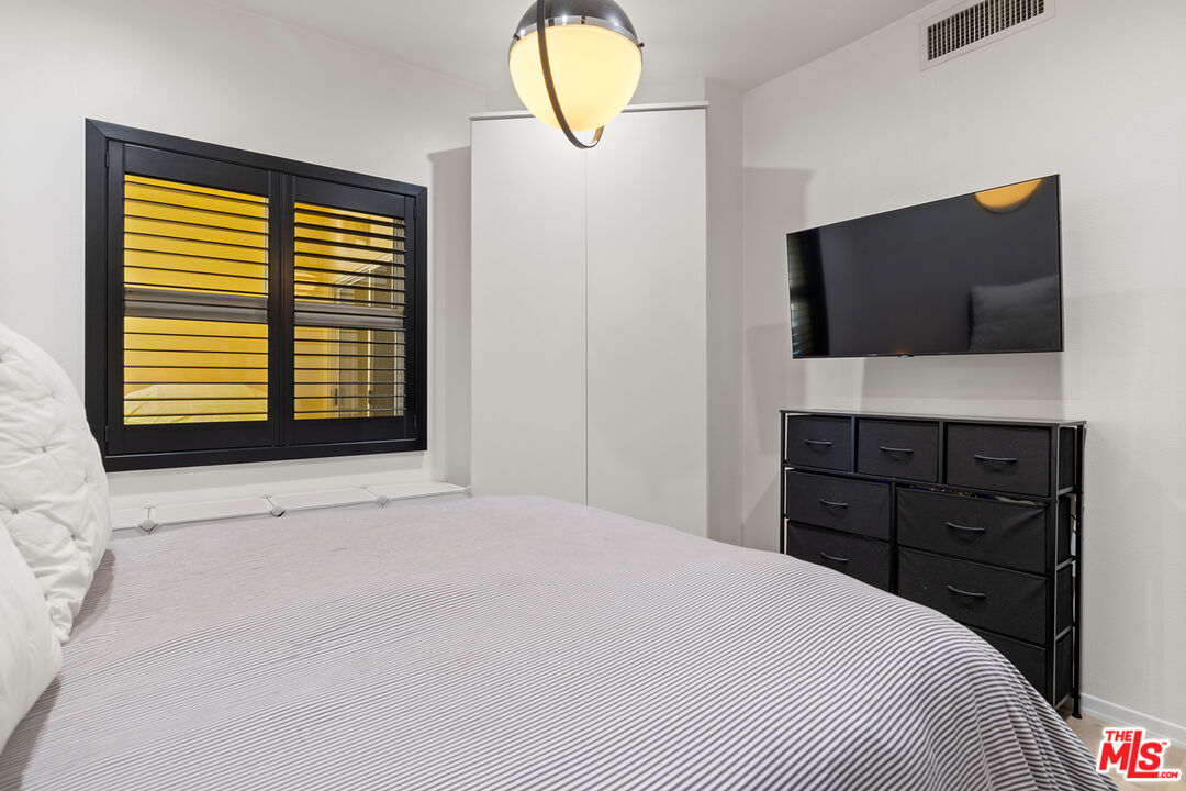 245 Main St Unit: 210