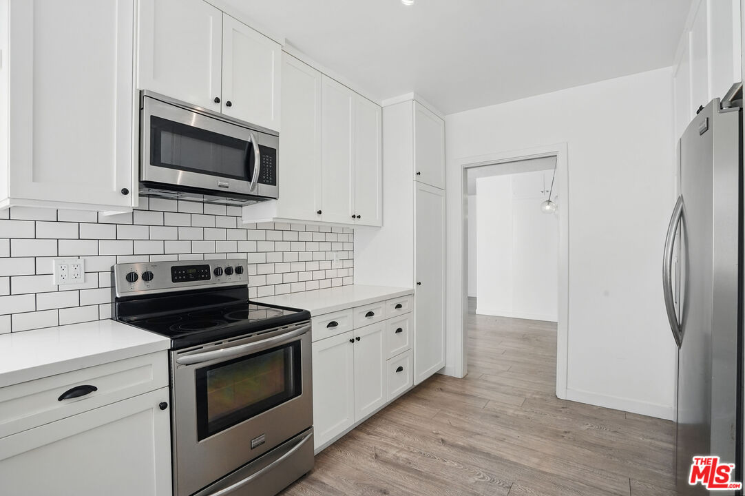 930 3rd St Unit: 303