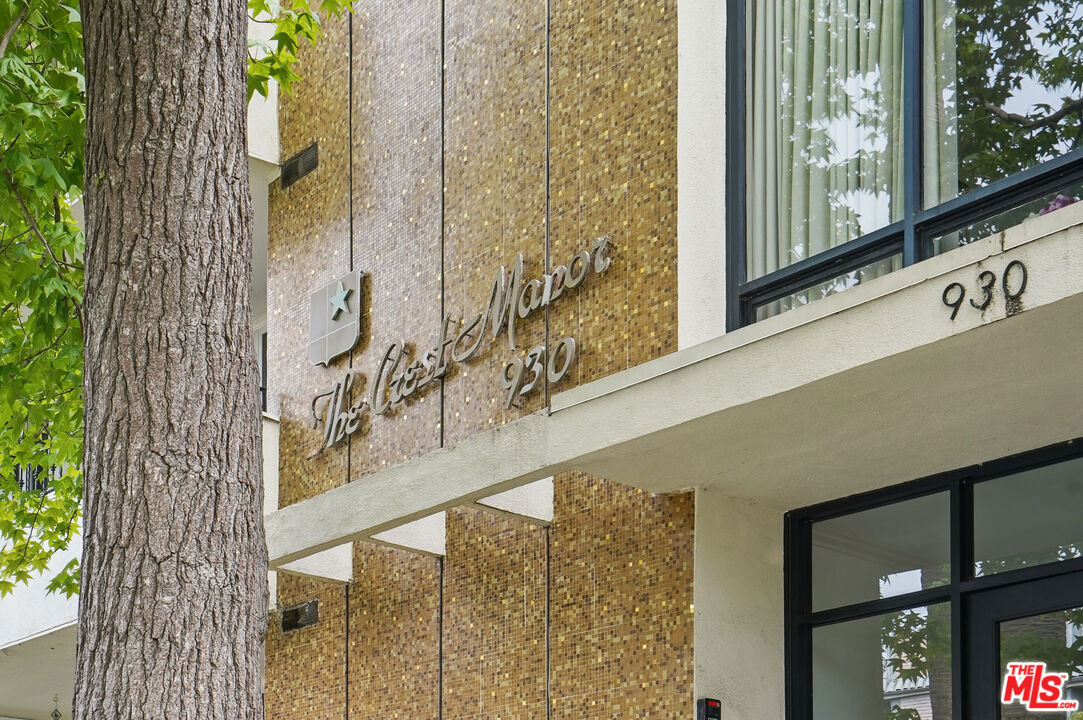 930 3rd St Unit: 303