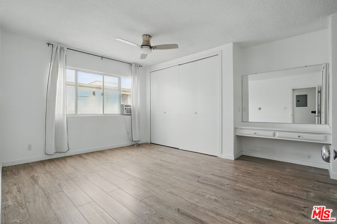 930 3rd St Unit: 303