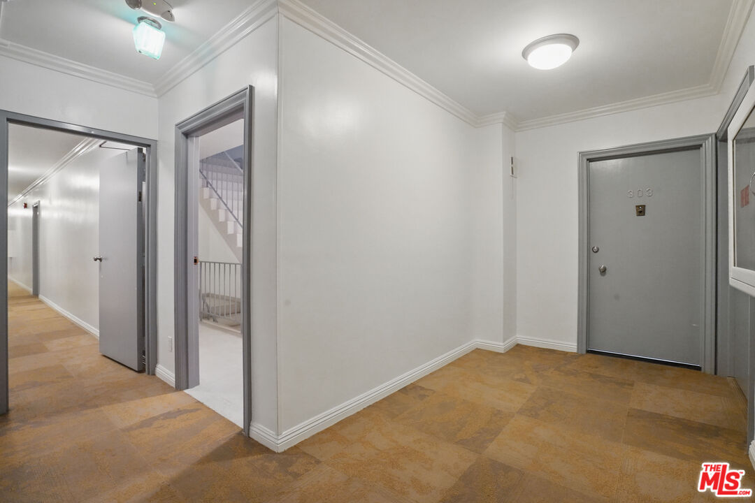 930 3rd St Unit: 303