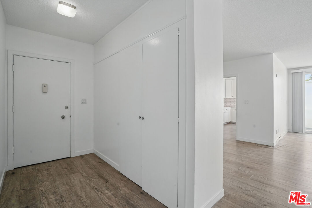 930 3rd St Unit: 303