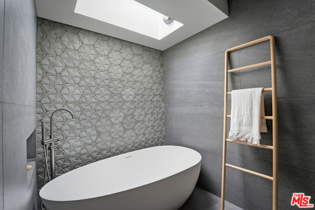 234 S Tower Dr Unit: 4