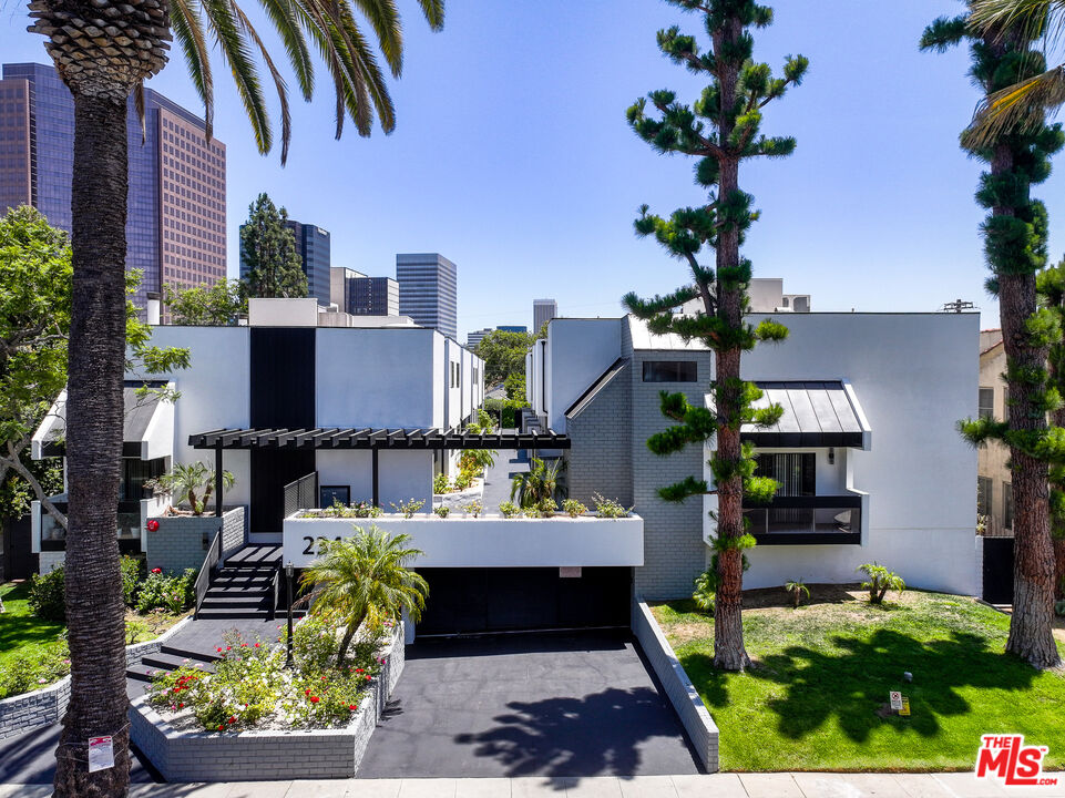 234 S Tower Dr Unit: 4