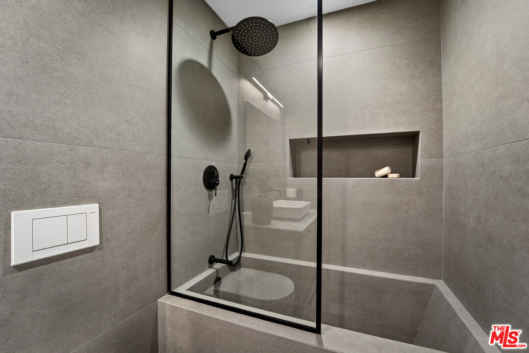 234 S Tower Dr Unit: 4