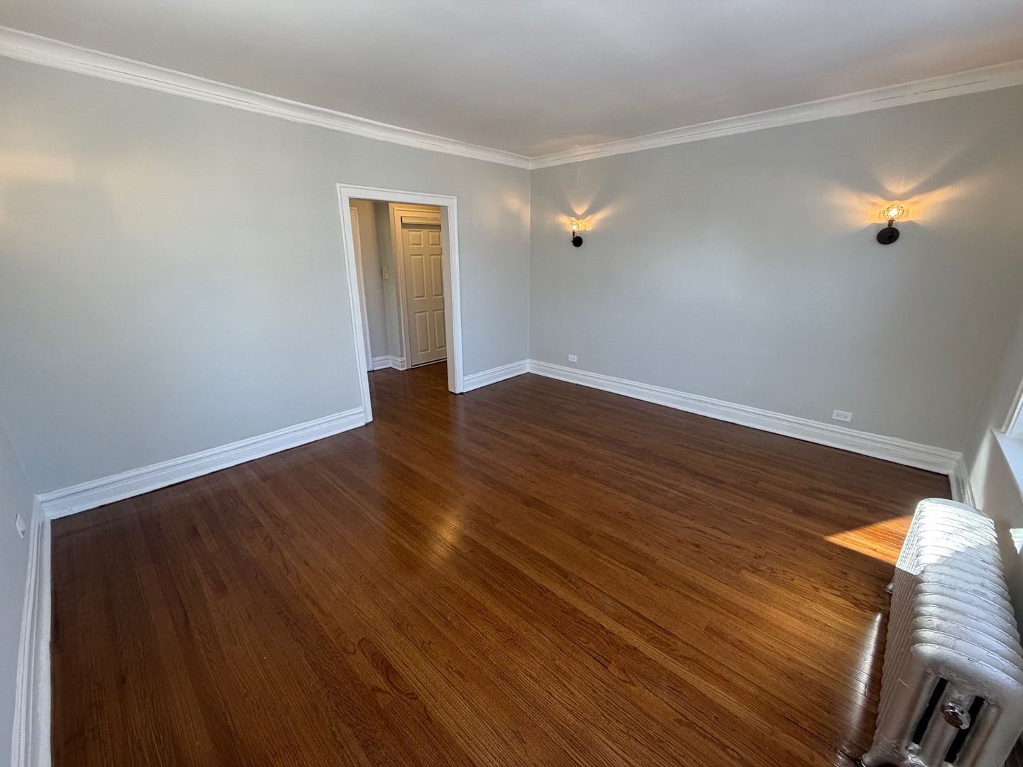 1525 W Estes Avenue Unit: B1