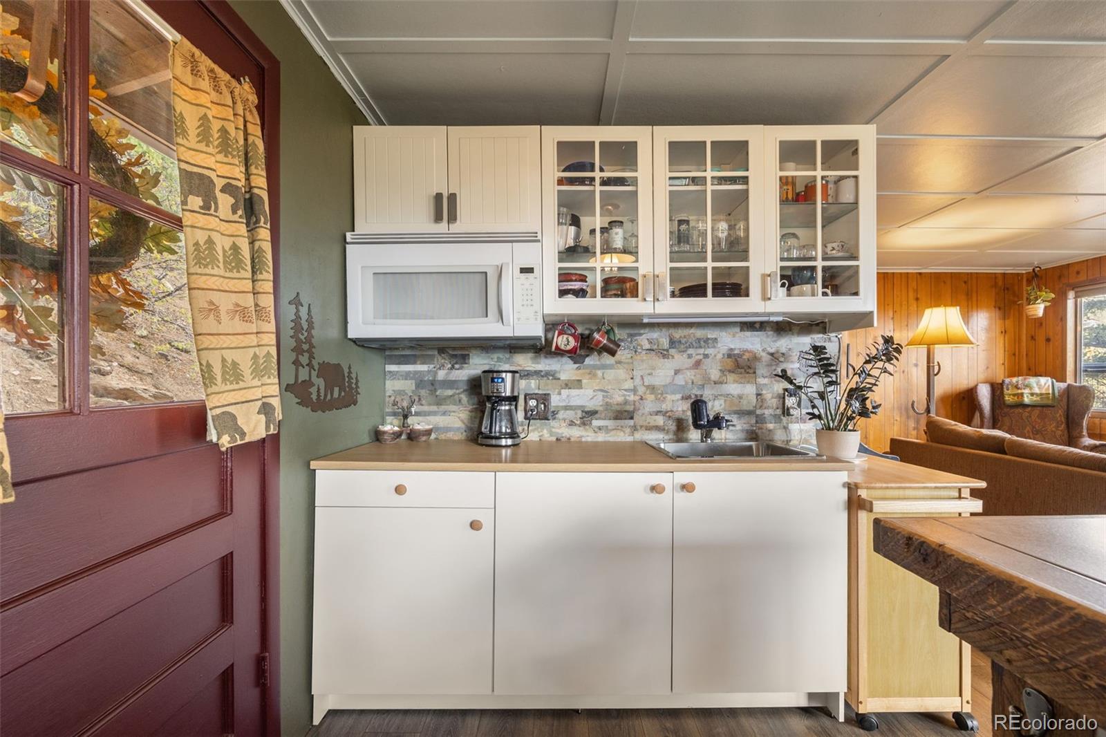 31327 Kings Valley Custom W