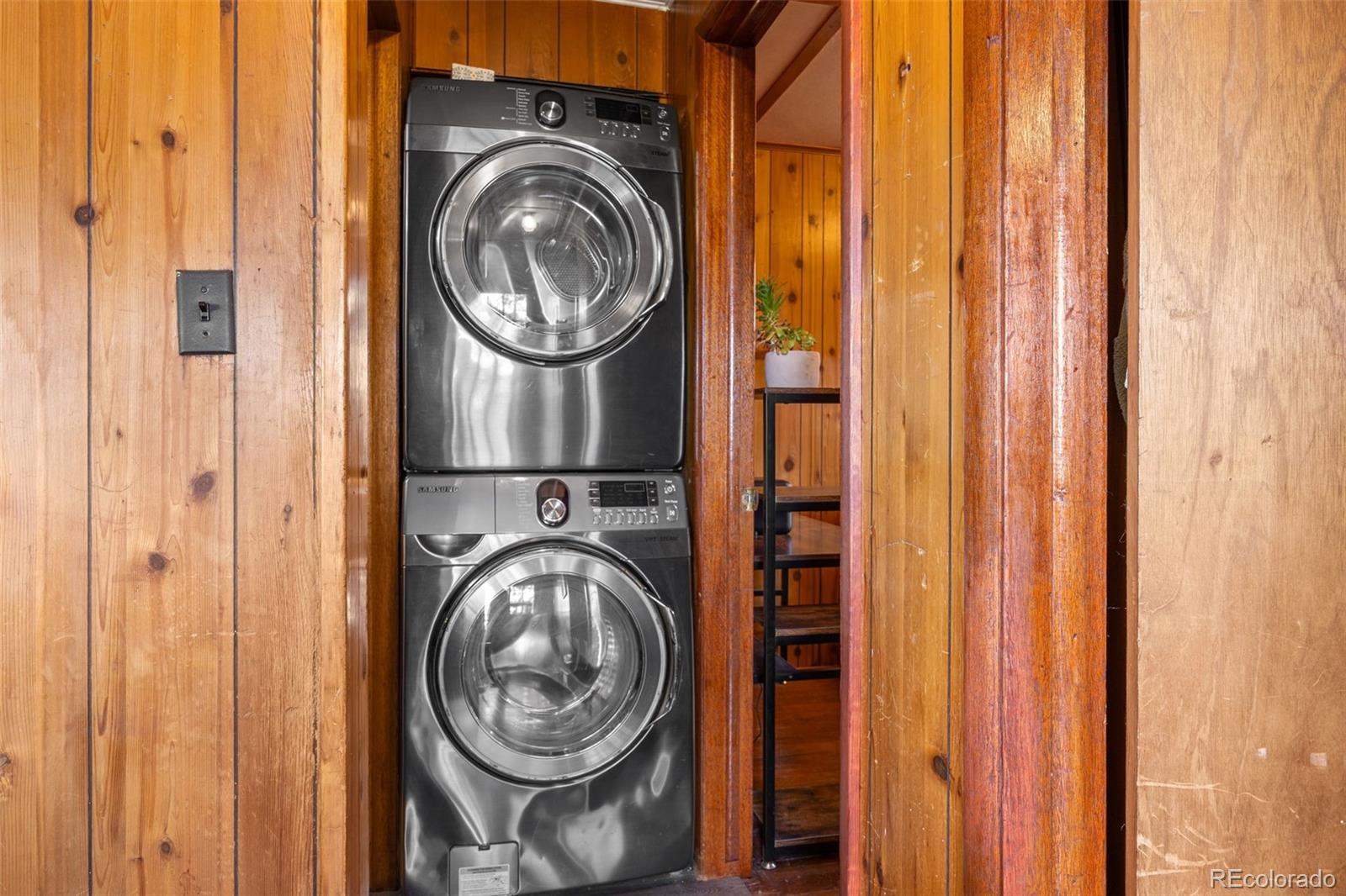 31327 Kings Valley Custom W