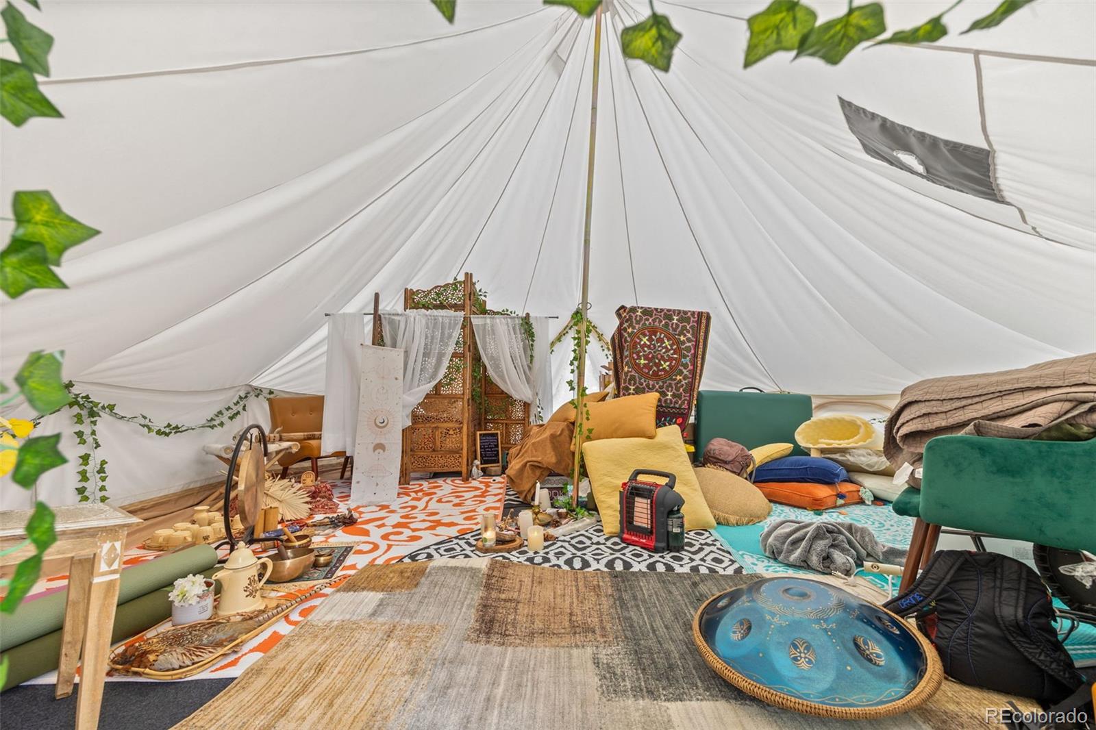 31327 Kings Valley Custom W