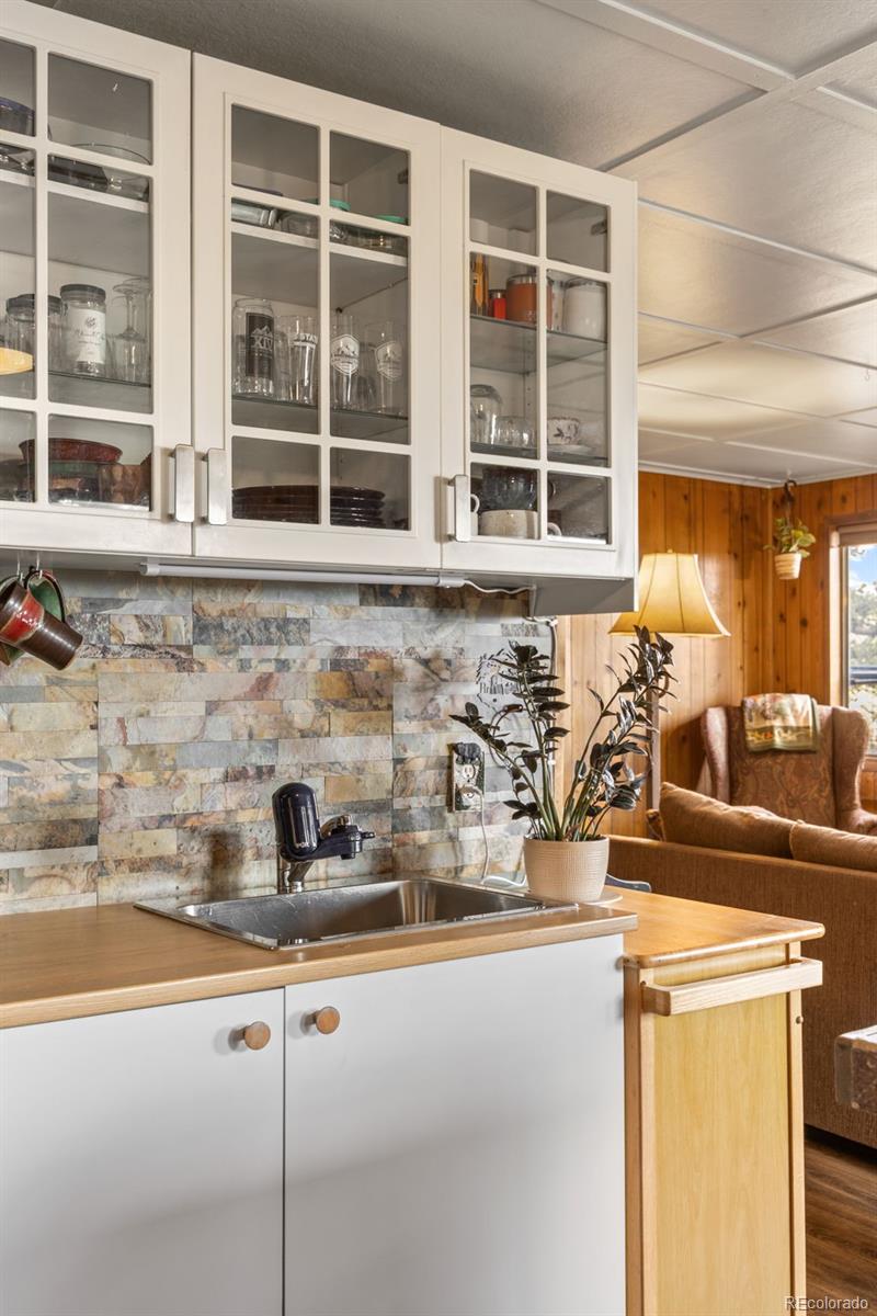 31327 Kings Valley Custom W