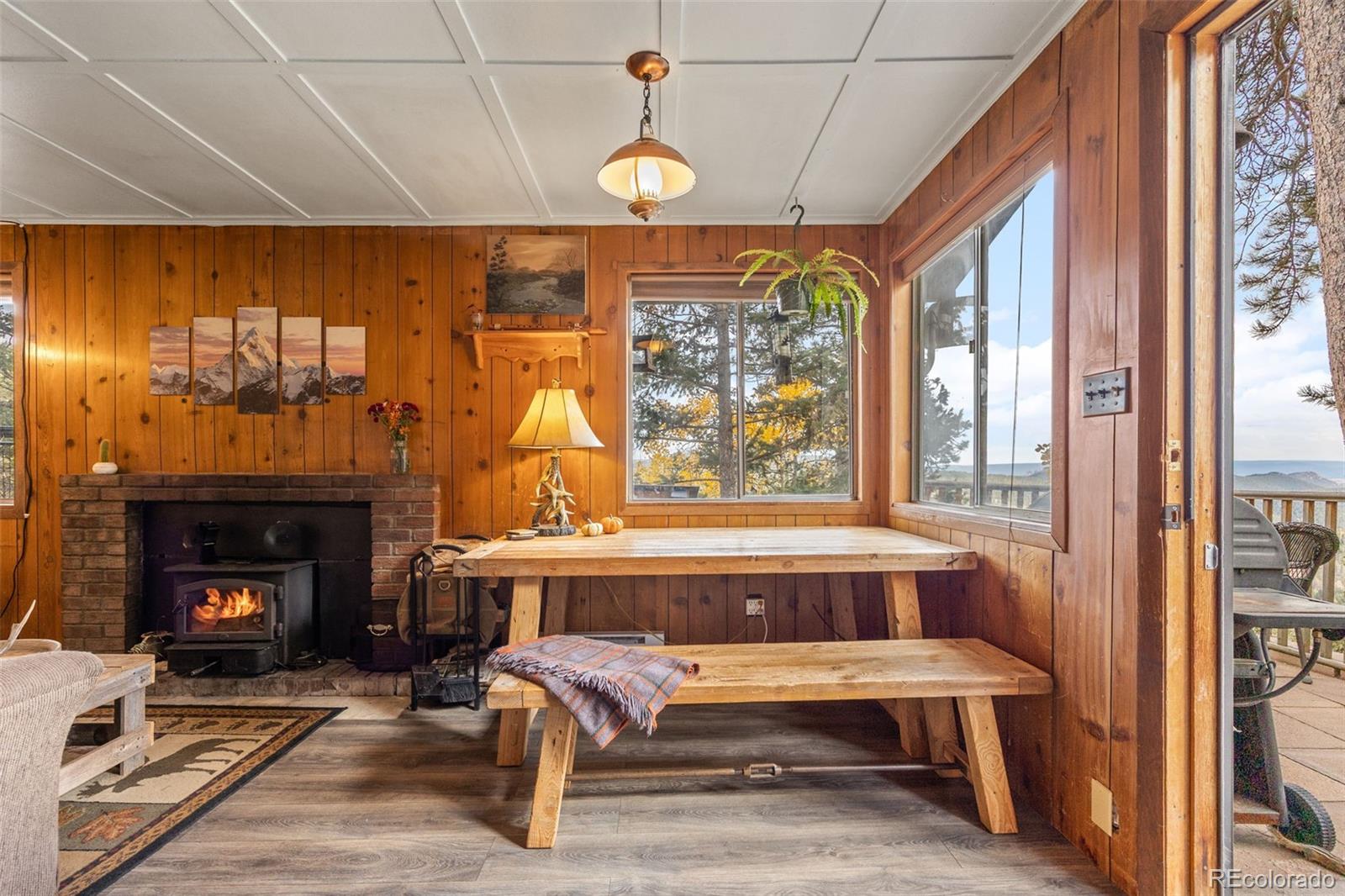 31327 Kings Valley Custom W