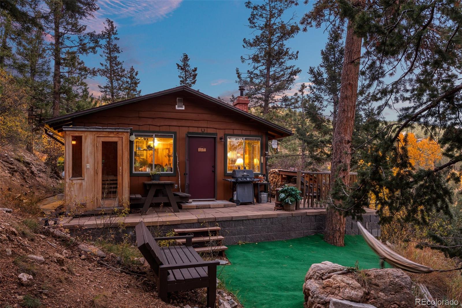 31327 Kings Valley Custom W