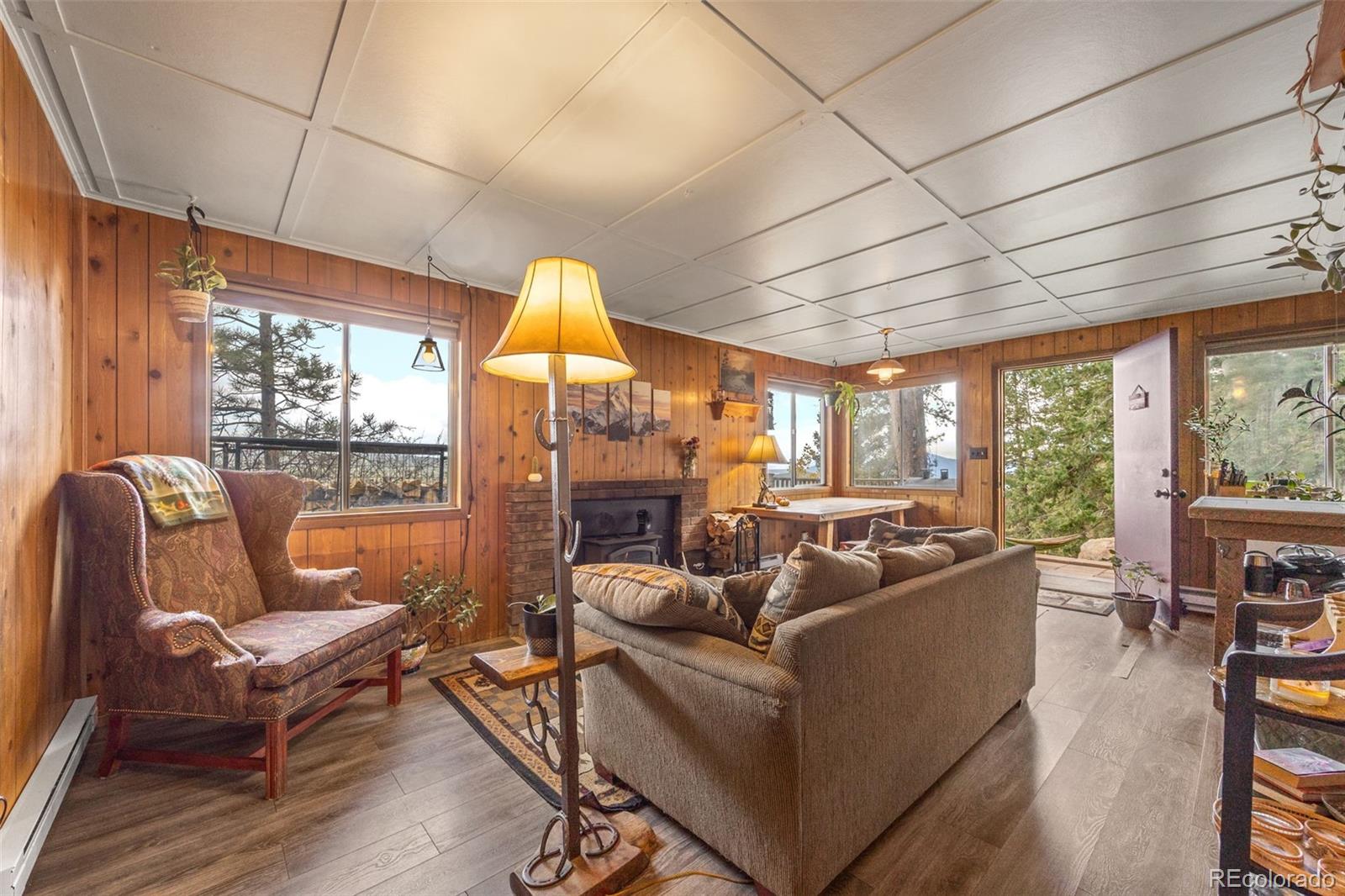 31327 Kings Valley Custom W