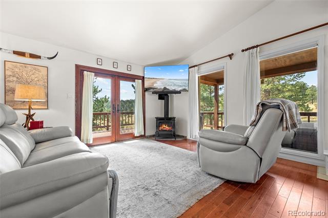 924 Bluebird Drive