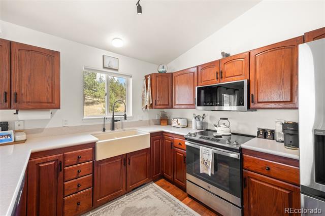 924 Bluebird Drive
