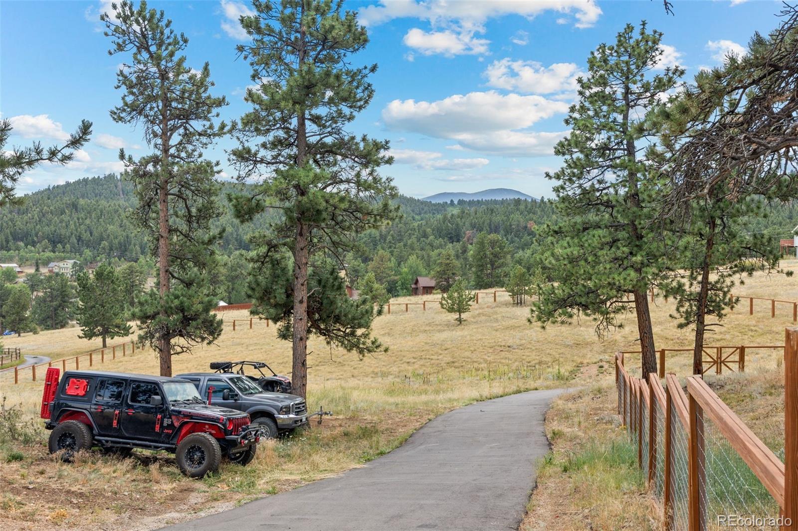 924 Bluebird Drive