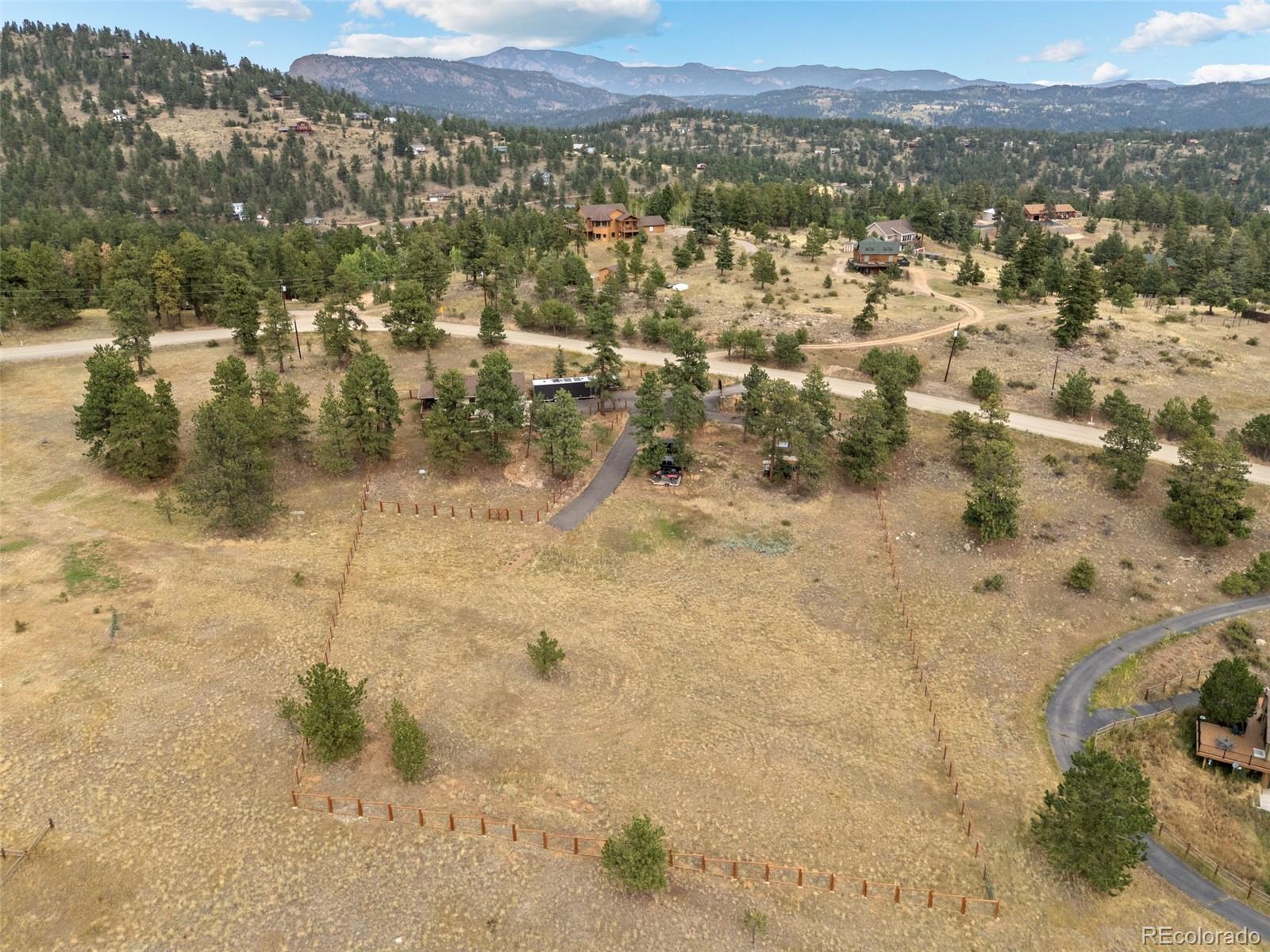 924 Bluebird Drive