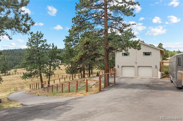 924 Bluebird Drive