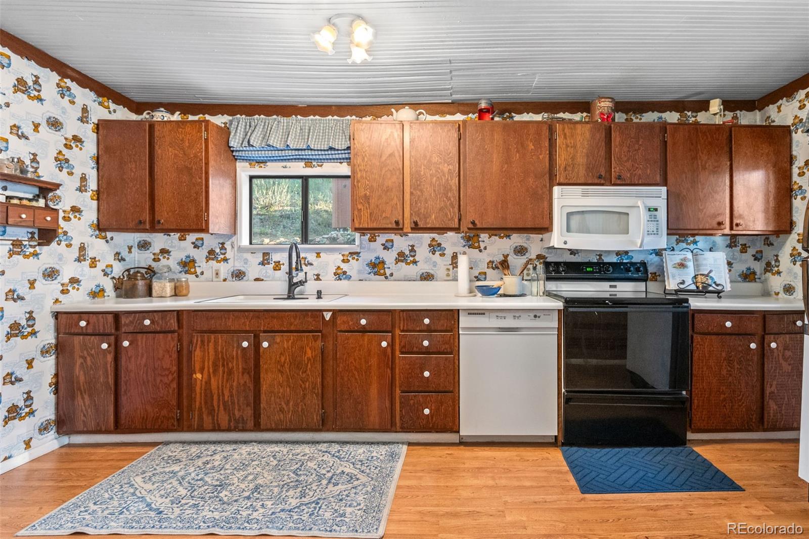 56216 Frontage Road