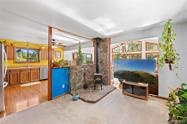 1269 Roland Drive