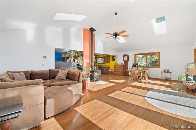 1269 Roland Drive