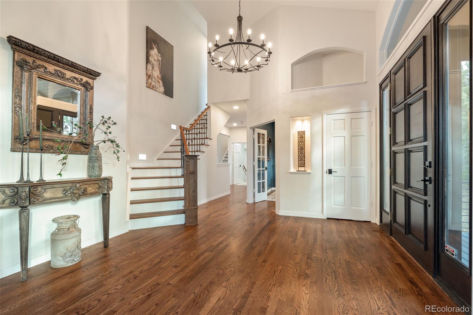 2522 Thunderbird Lane