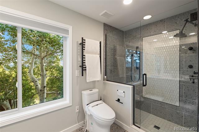 2522 Thunderbird Lane