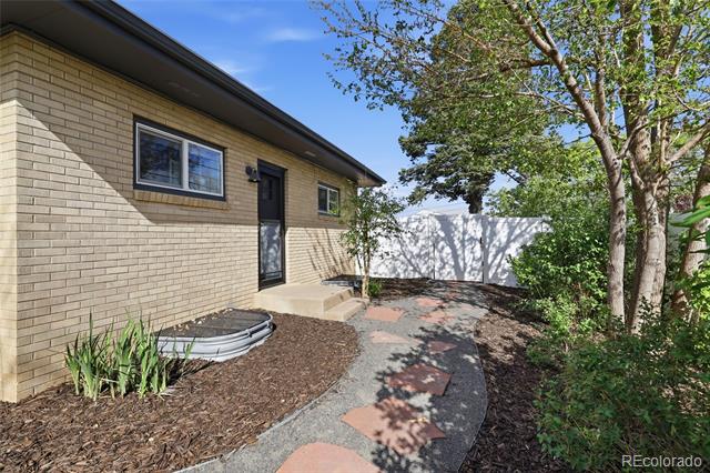 2705 Sunset Lane