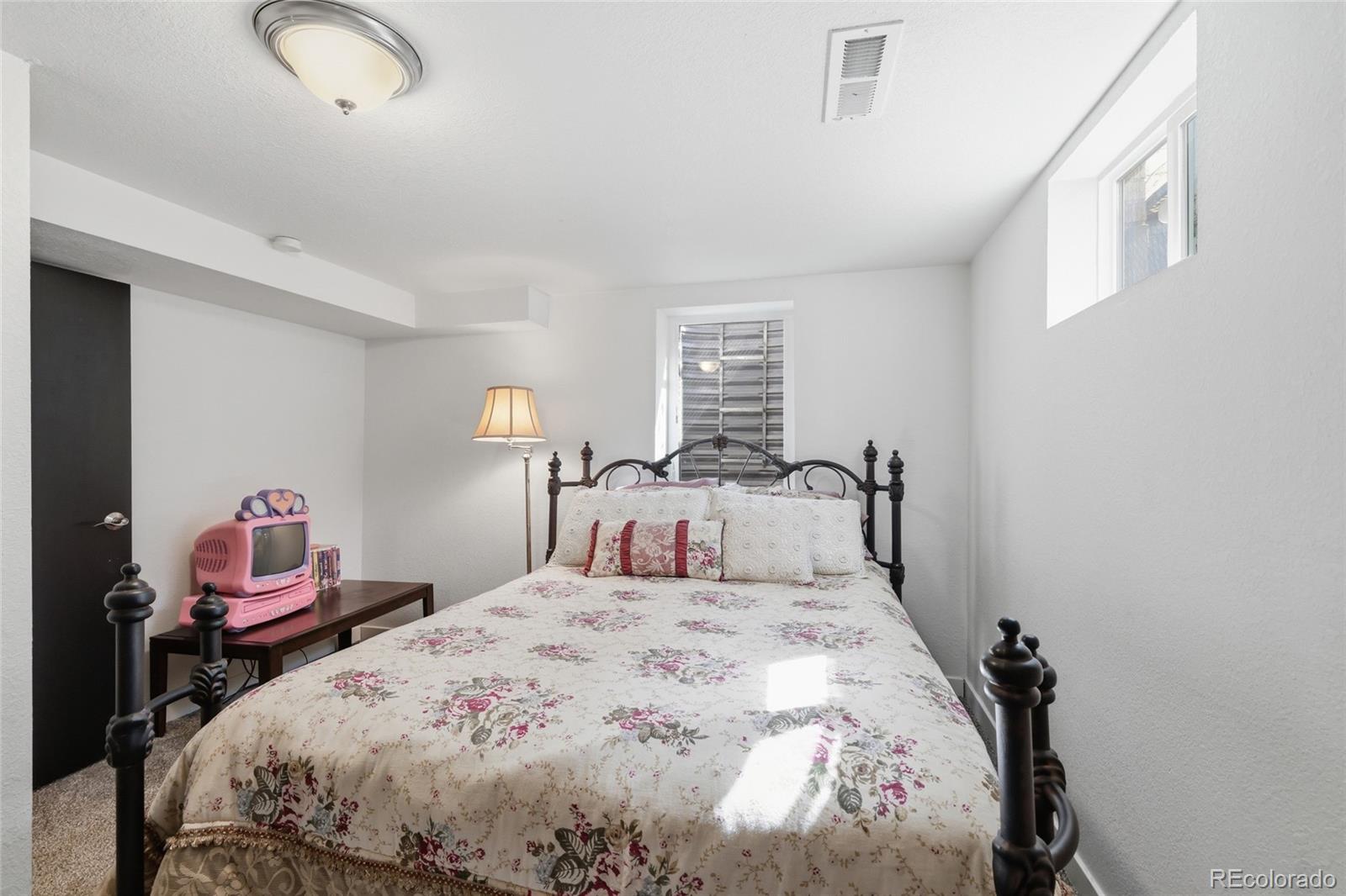 2705 Sunset Lane