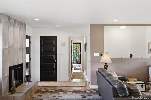 2705 Sunset Lane