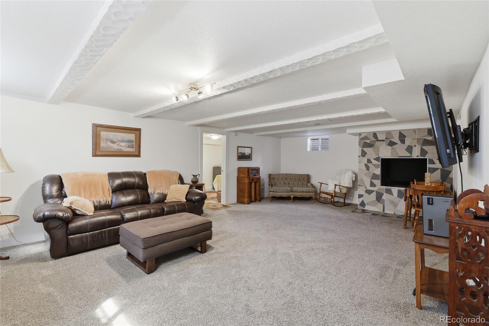 2705 Sunset Lane