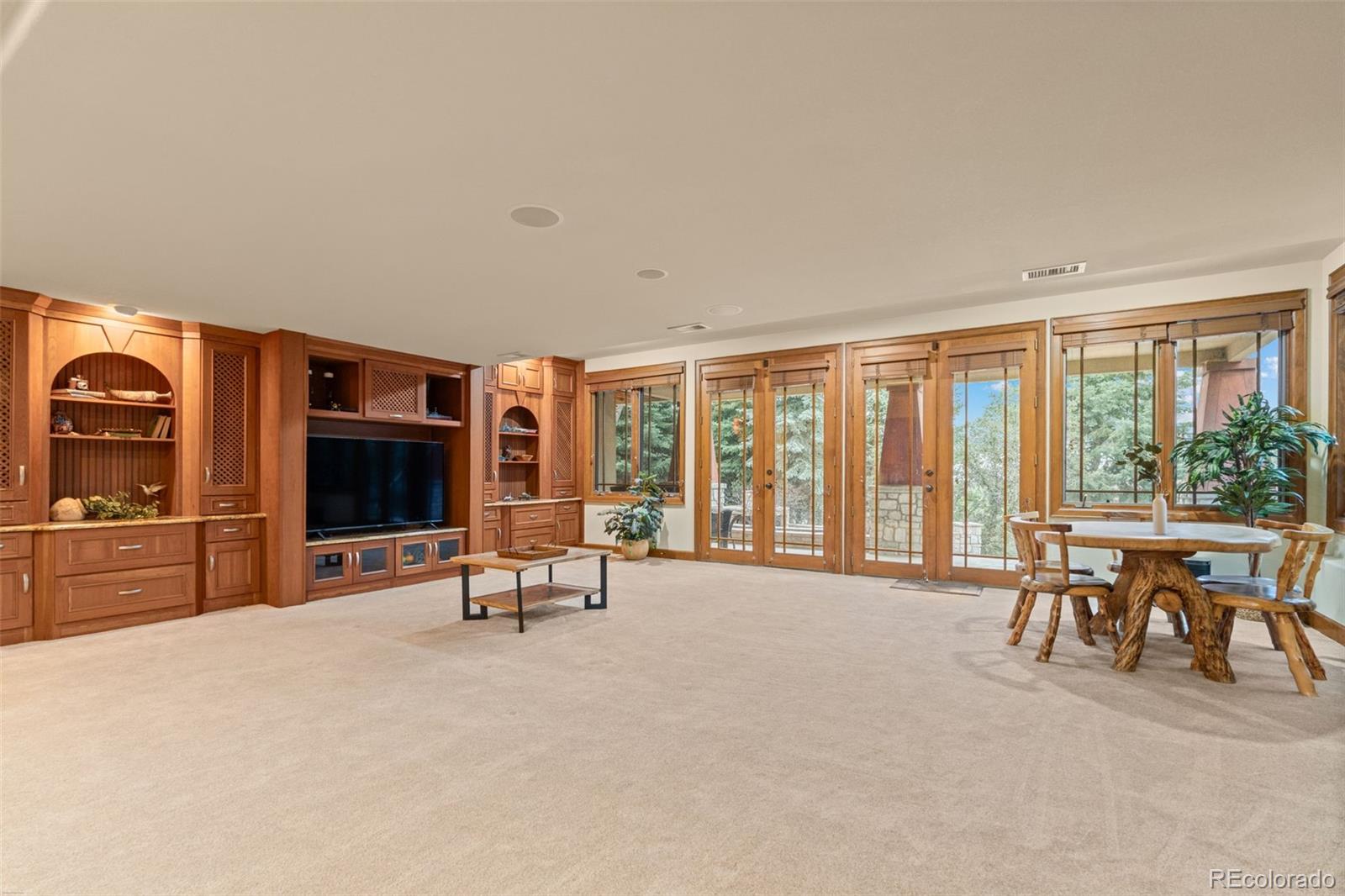 4737 Ponderosa Trail