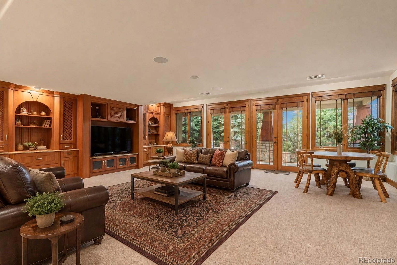 4737 Ponderosa Trail