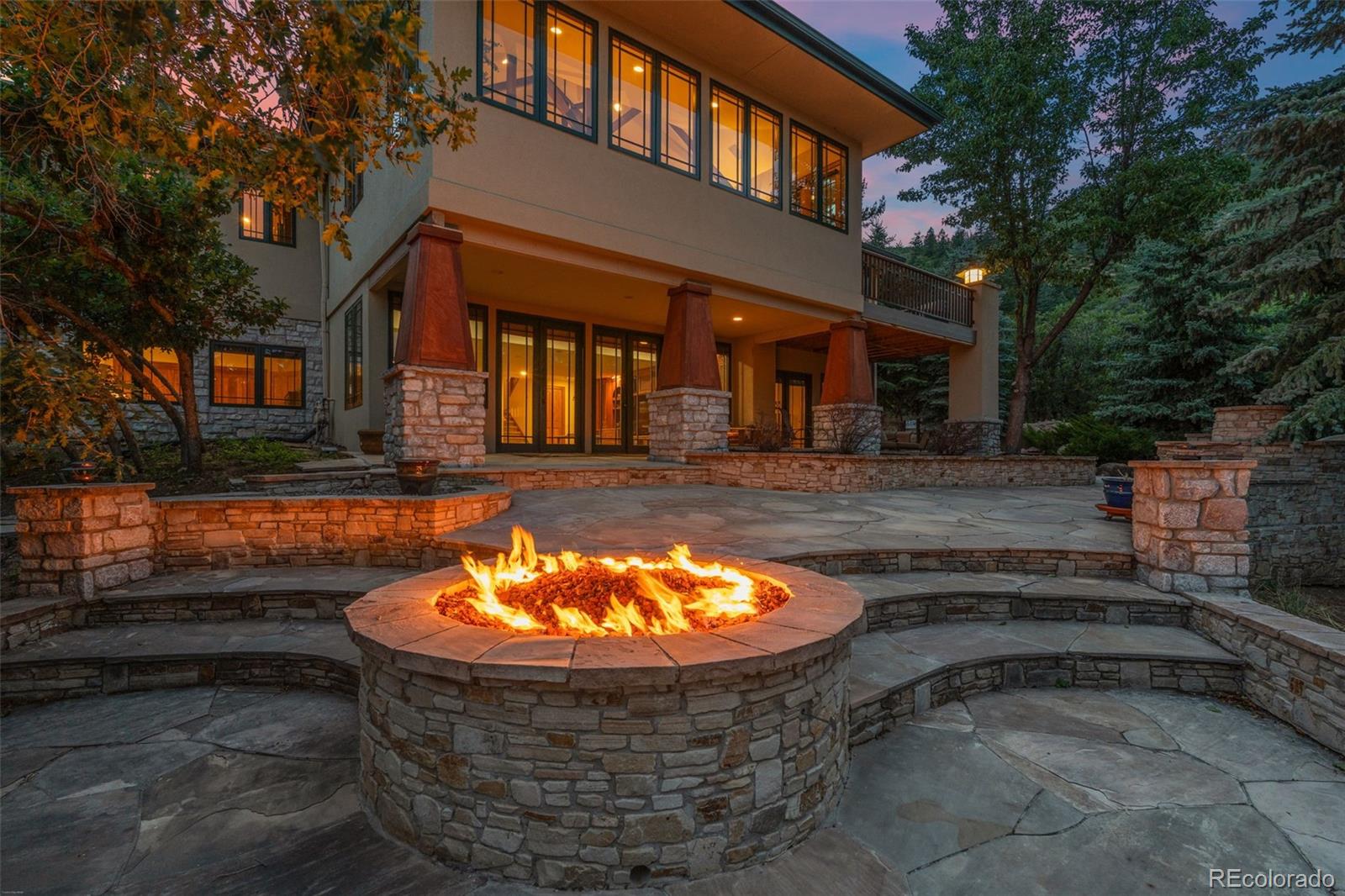 4737 Ponderosa Trail