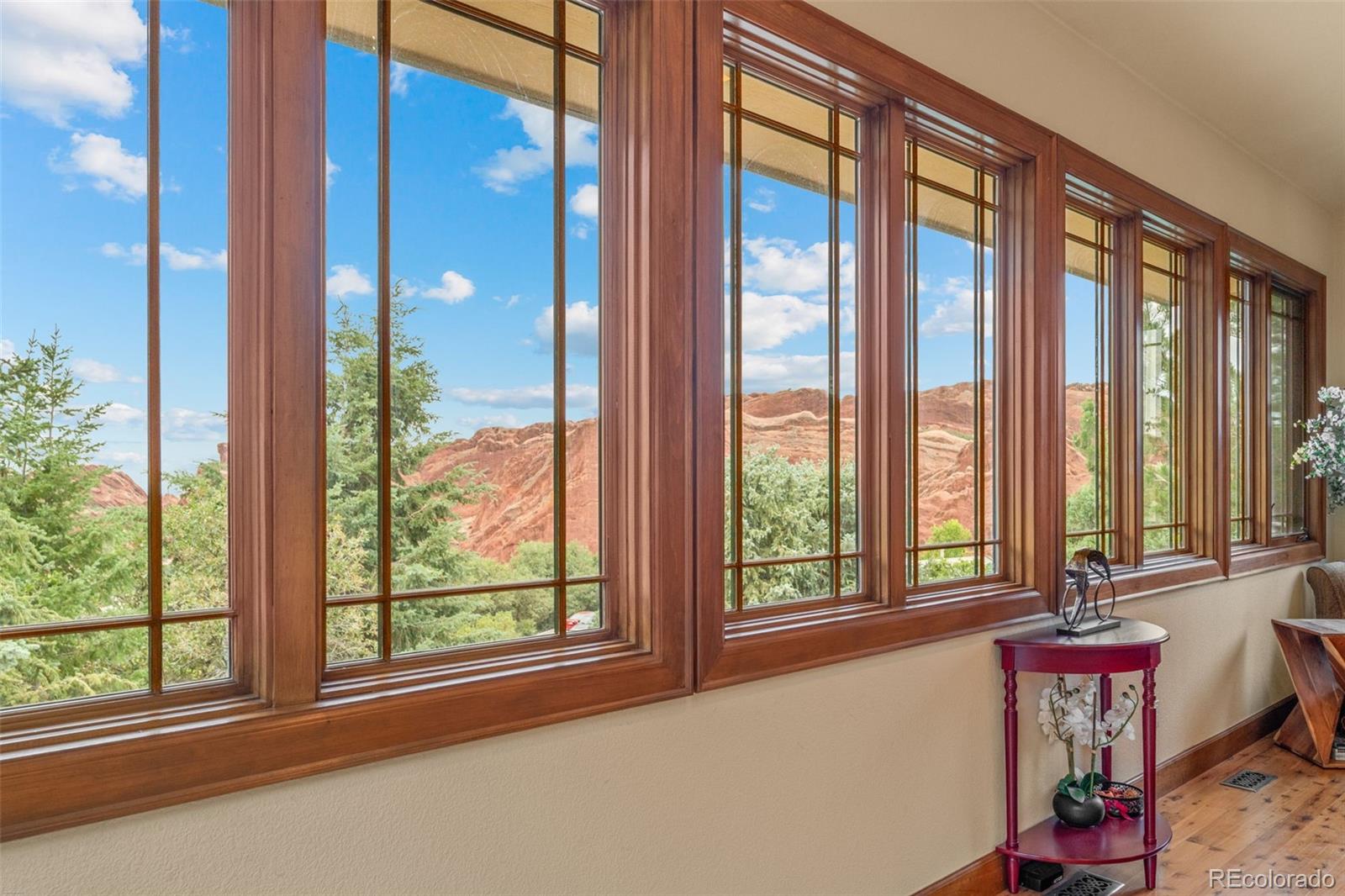 4737 Ponderosa Trail