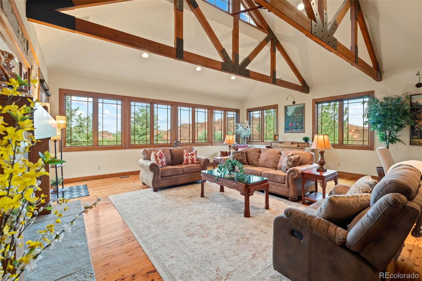 4737 Ponderosa Trail