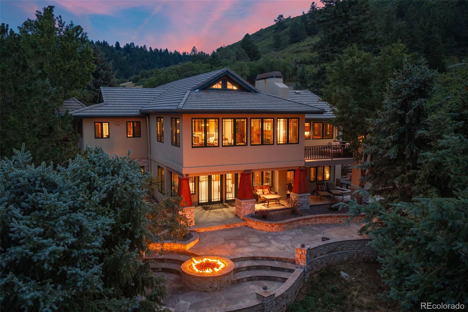 4737 Ponderosa Trail