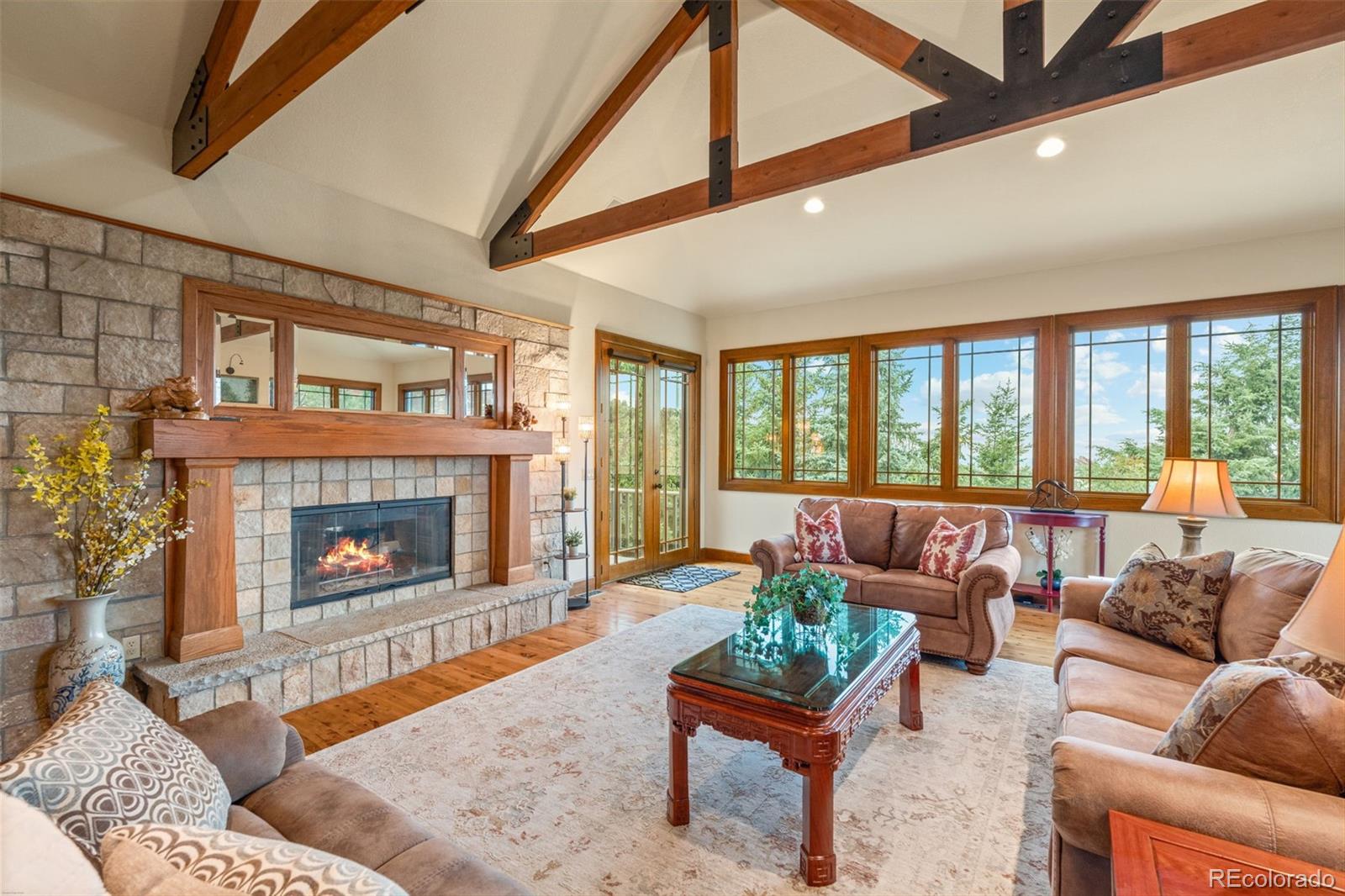4737 Ponderosa Trail