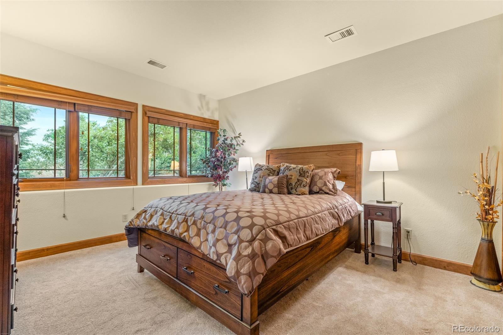 4737 Ponderosa Trail