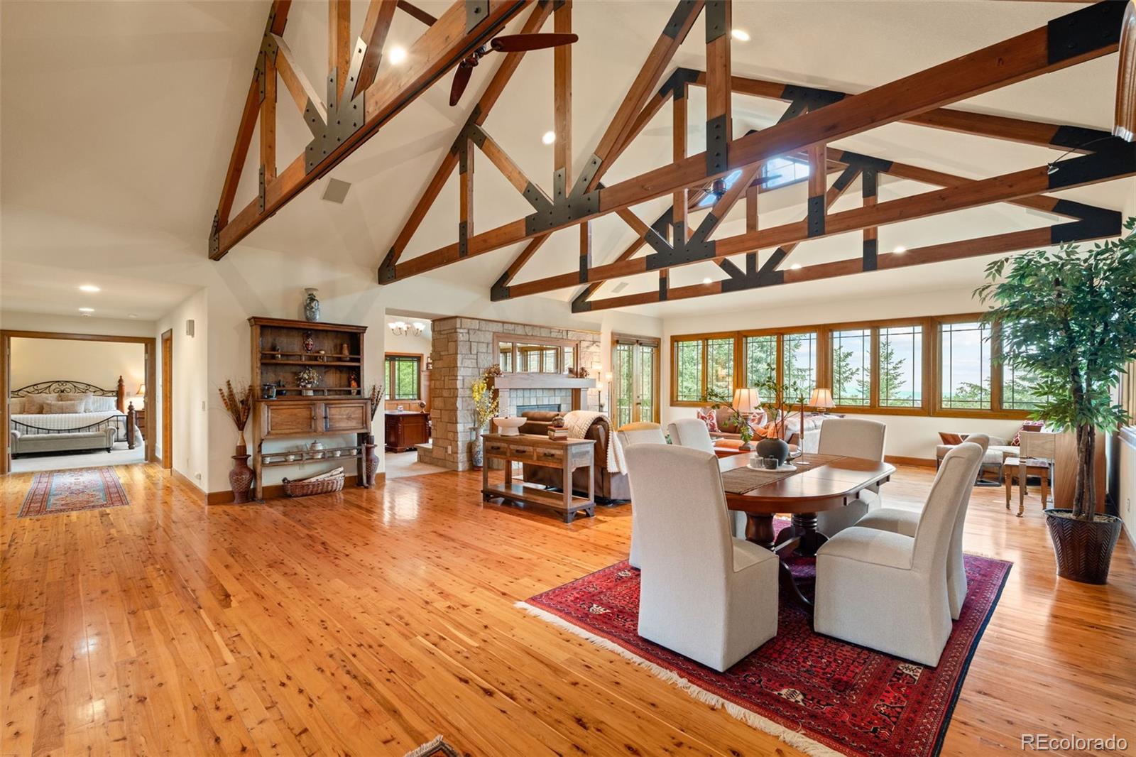 4737 Ponderosa Trail