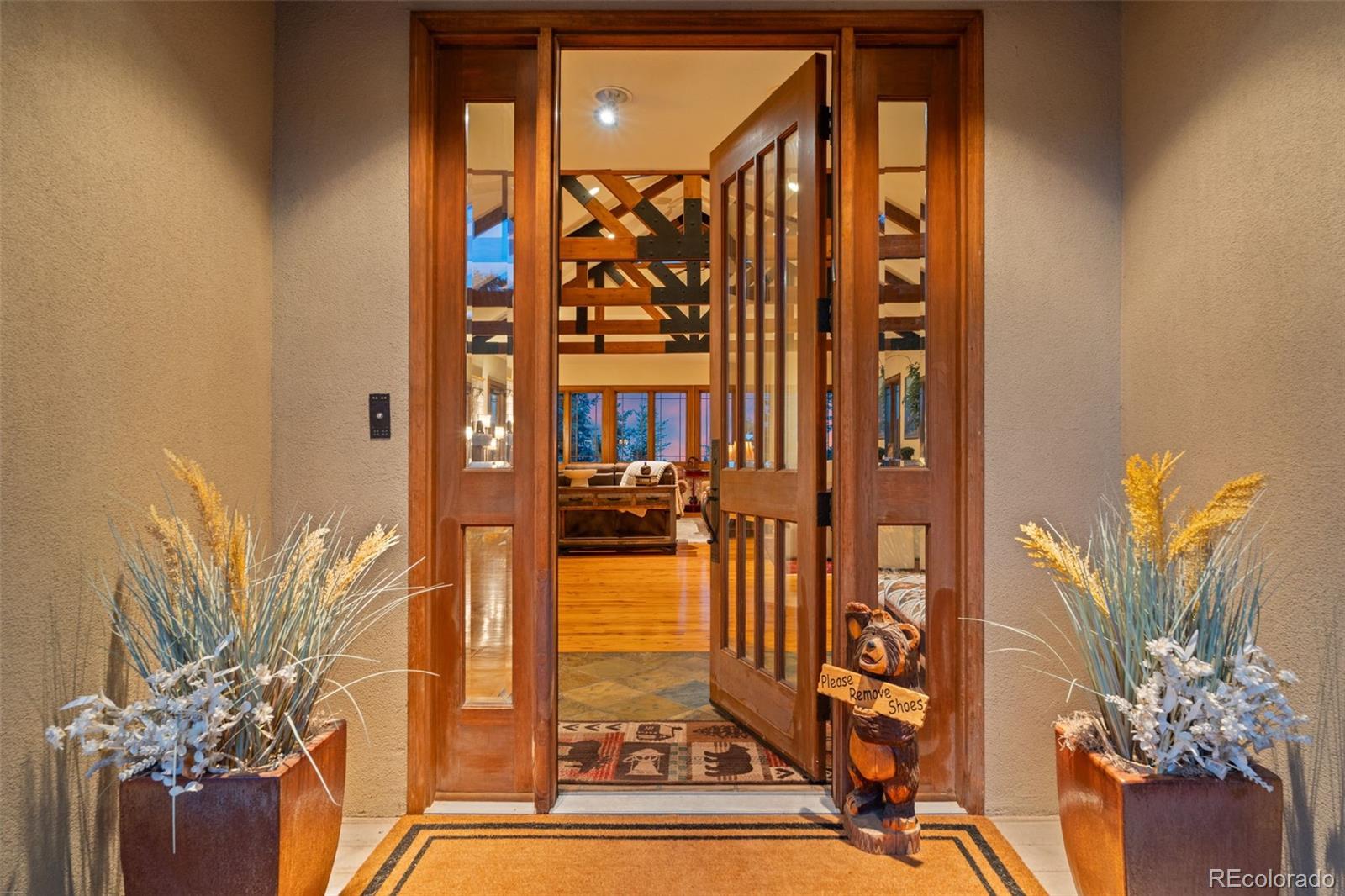 4737 Ponderosa Trail