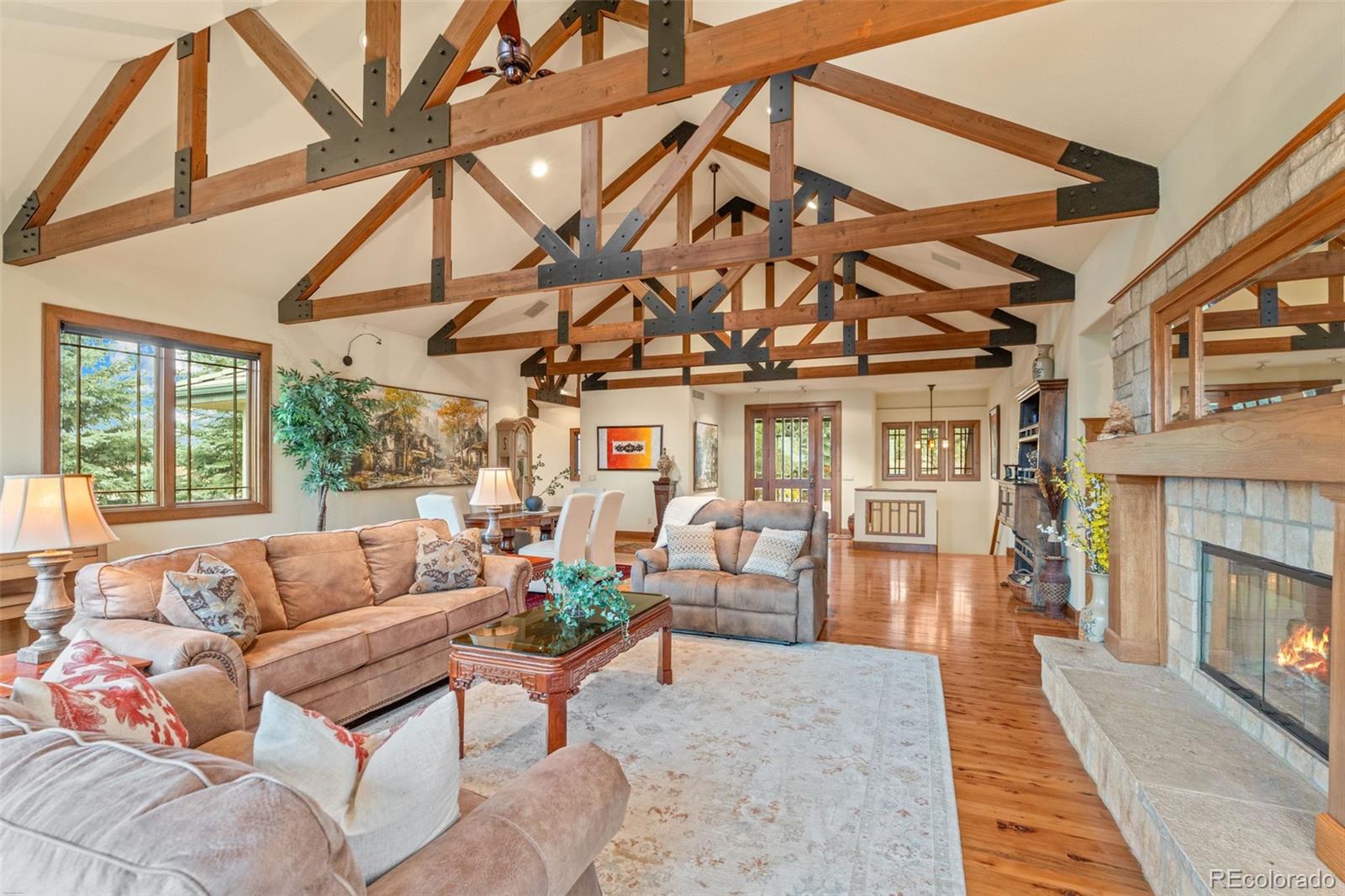 4737 Ponderosa Trail