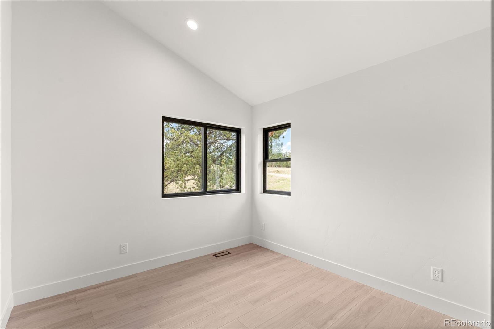 542 Conifer Drive