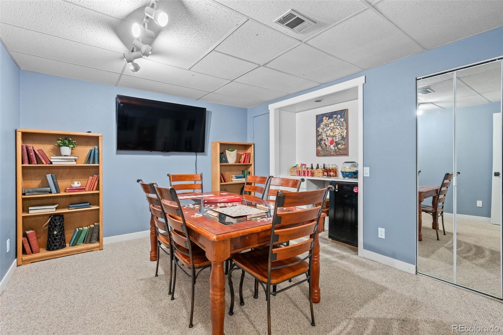 9039 Black Mountain Drive