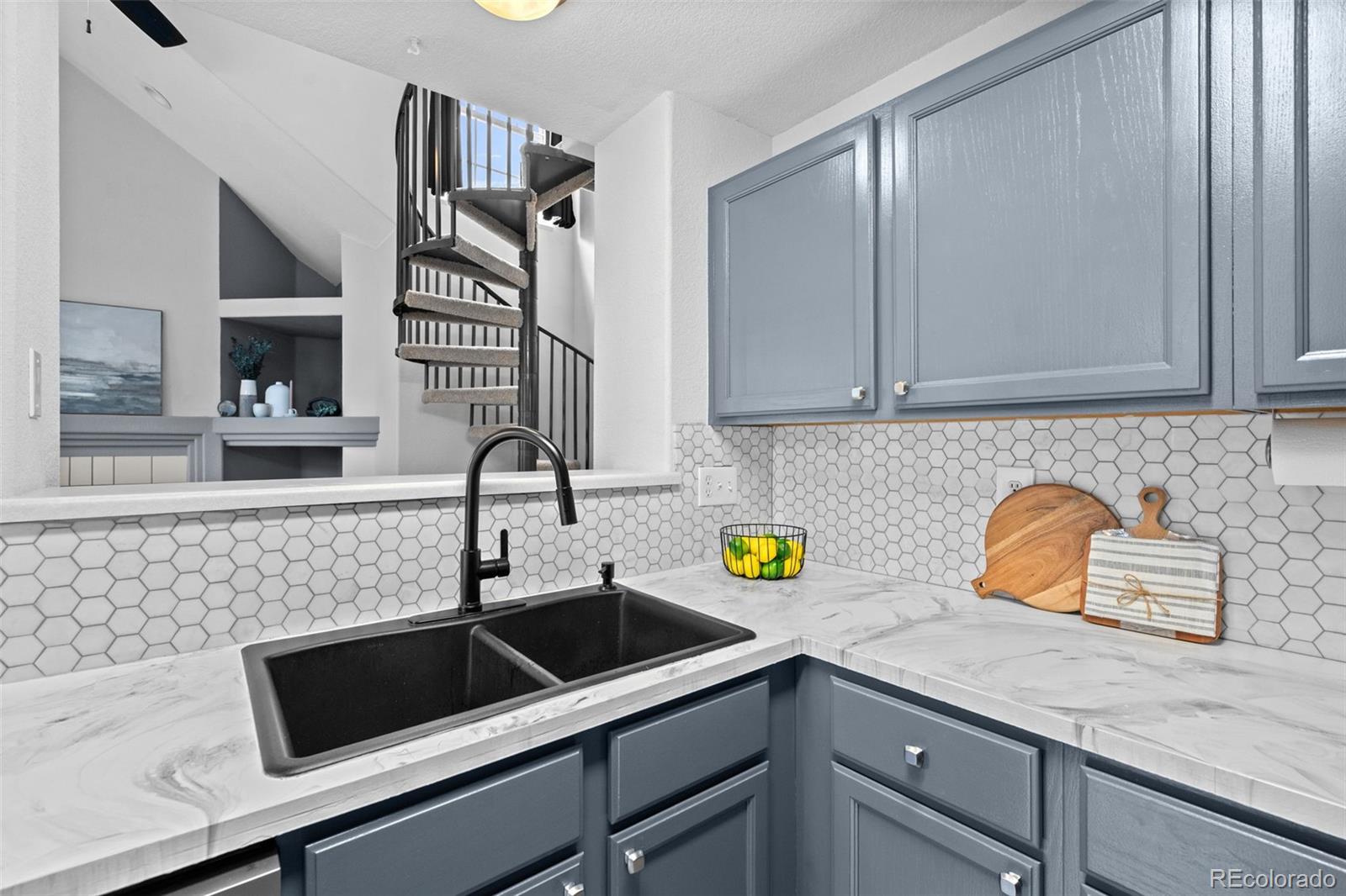8361 S Upham Way Unit: 212