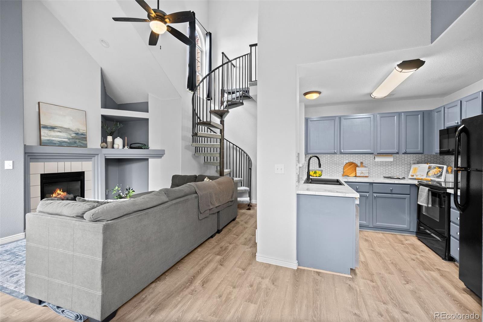 8361 S Upham Way Unit: 212