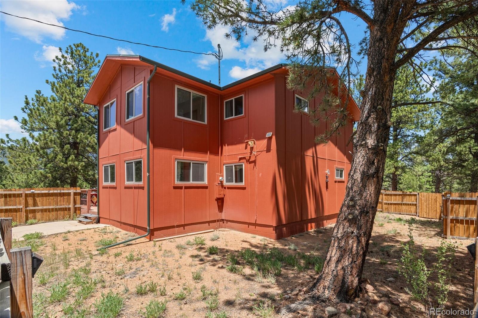 561 Quartz Circle